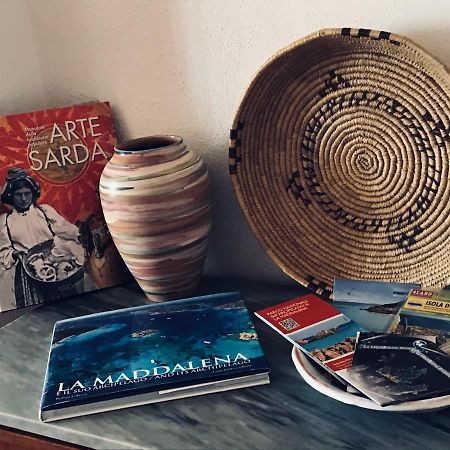 ラ・マッダレーナ L'Asfodelo Bed & Breakfast エクステリア 写真